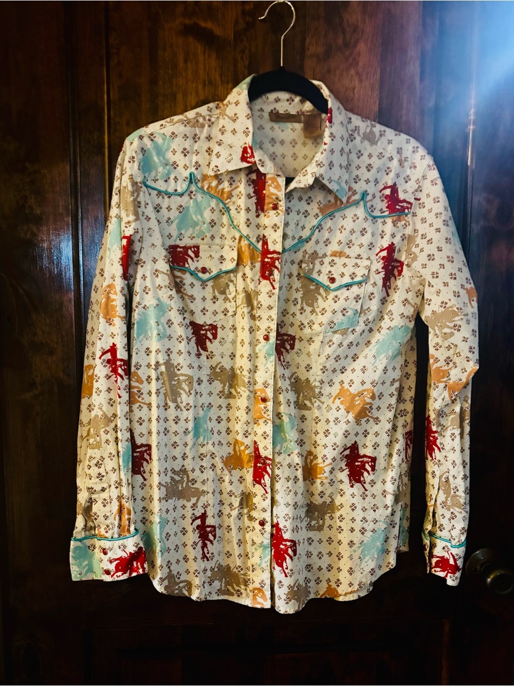 Women’s Wrangler Cream Western Button-Down with Multi-Color Rodeo Print